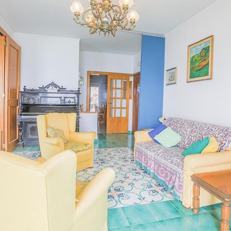 Sea Inside Apartment Амалфи Екстериор снимка