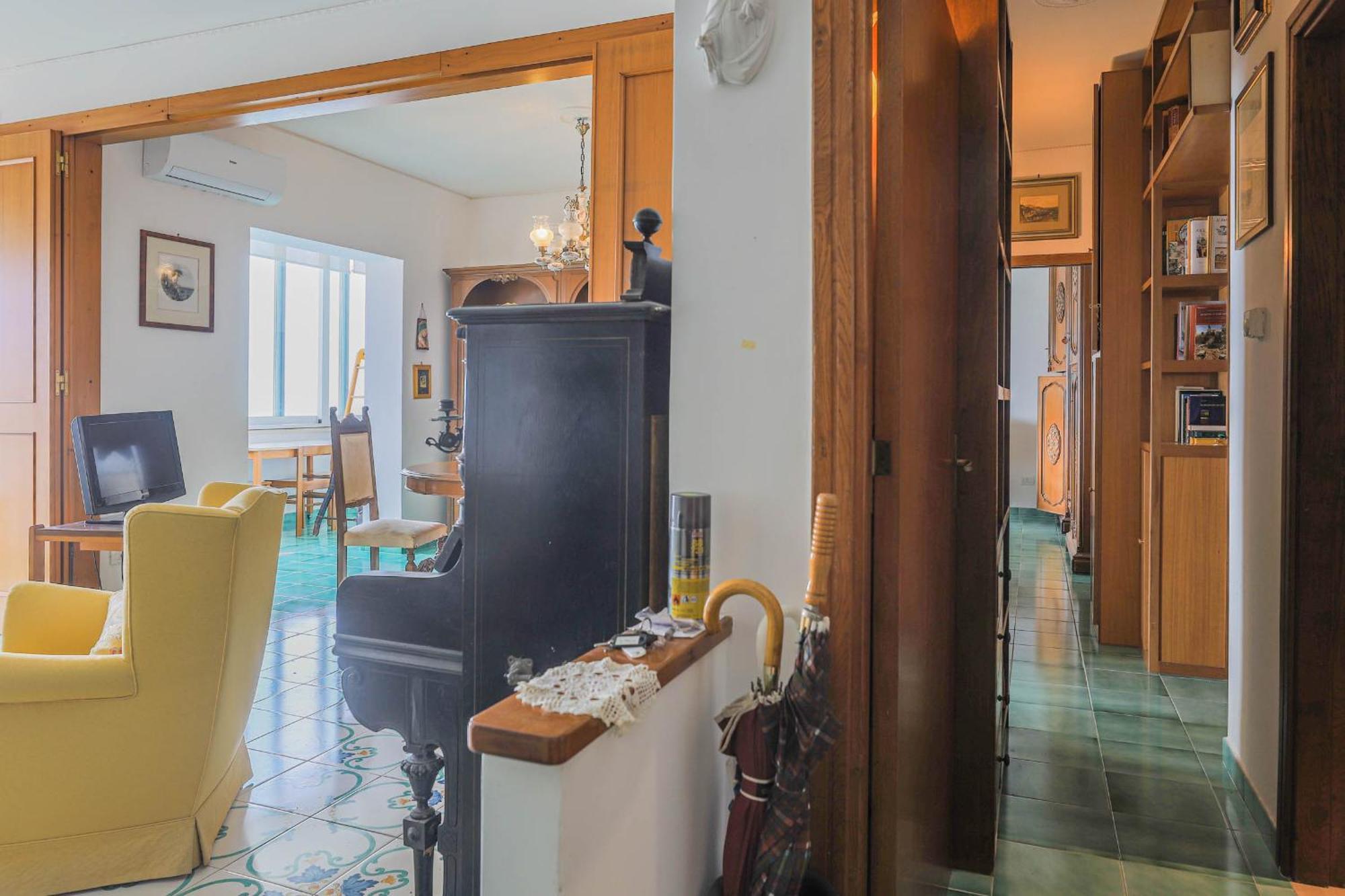 Sea Inside Apartment Амалфи Екстериор снимка